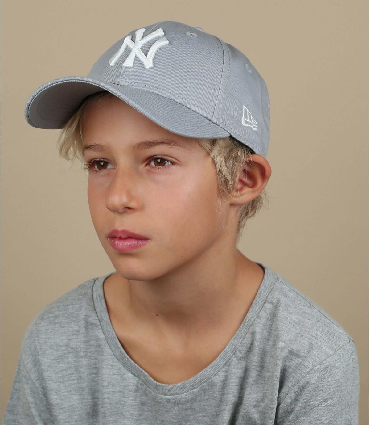 Child gray trucker Child 9Forty NY gray